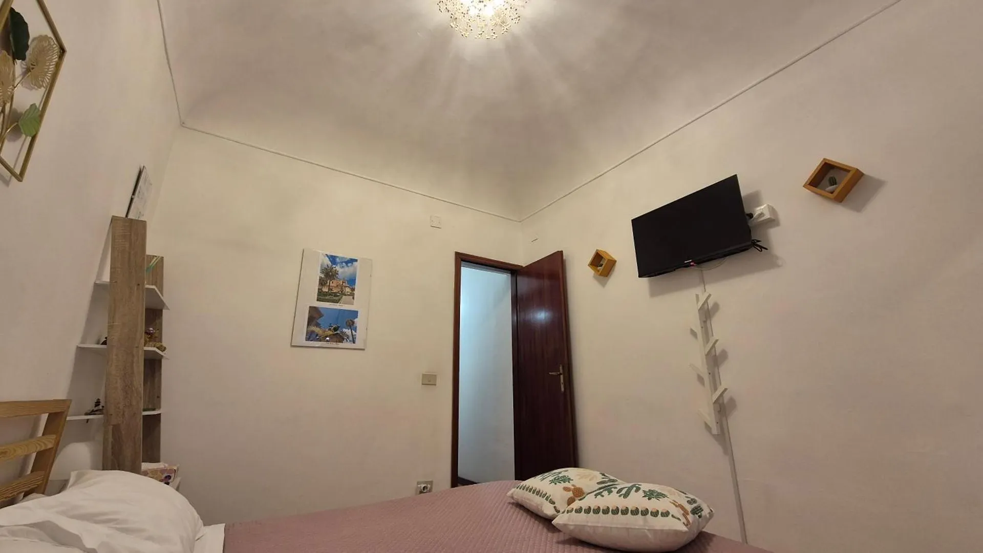 Leoni63 Apartment Palermo Italy